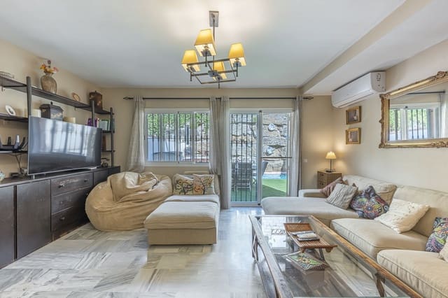 4 sovrum Hus till salu i Marbella - 545 000 € (Ref: 9894520)