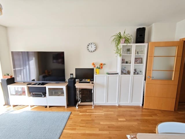 3 bedroom Apartment for sale in Carretera de Cadiz, Málaga city - € 629,000 (Ref: 9894525)