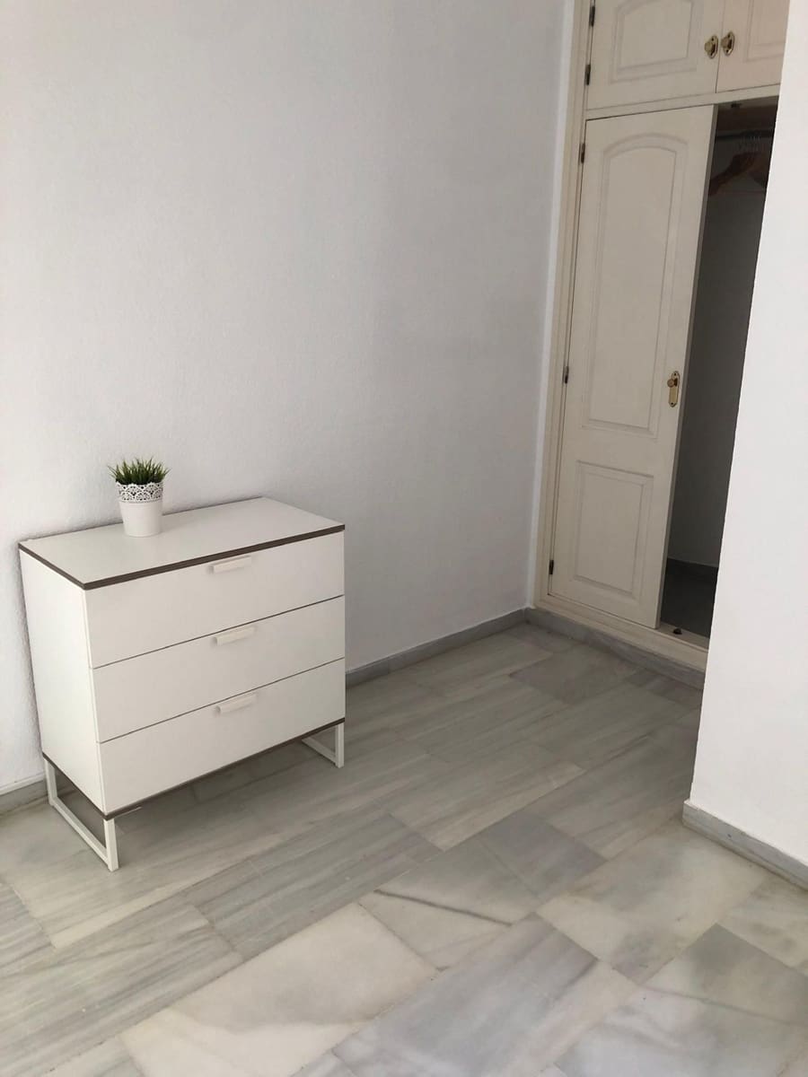 Apartamento de 3 habitaciones en Málaga ciudad en venta - 450.000 € (Ref: 9894526)