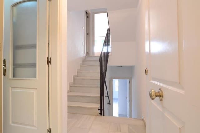 Apartamento de 3 habitaciones en Málaga ciudad en venta - 450.000 € (Ref: 9894526)