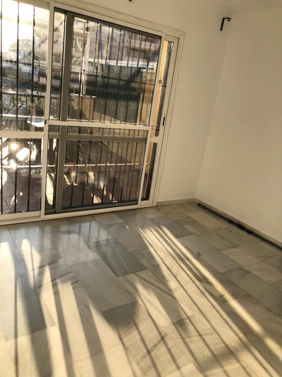 Apartamento de 3 habitaciones en Málaga ciudad en venta - 450.000 € (Ref: 9894526)