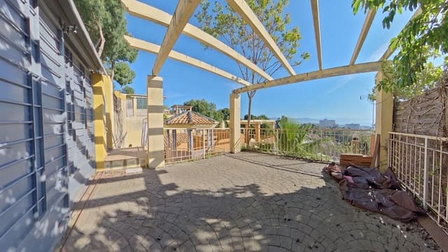4 makuuhuone Huvila myytävänä paikassa Torremolinos - 549 000 € (Ref: 9894529)