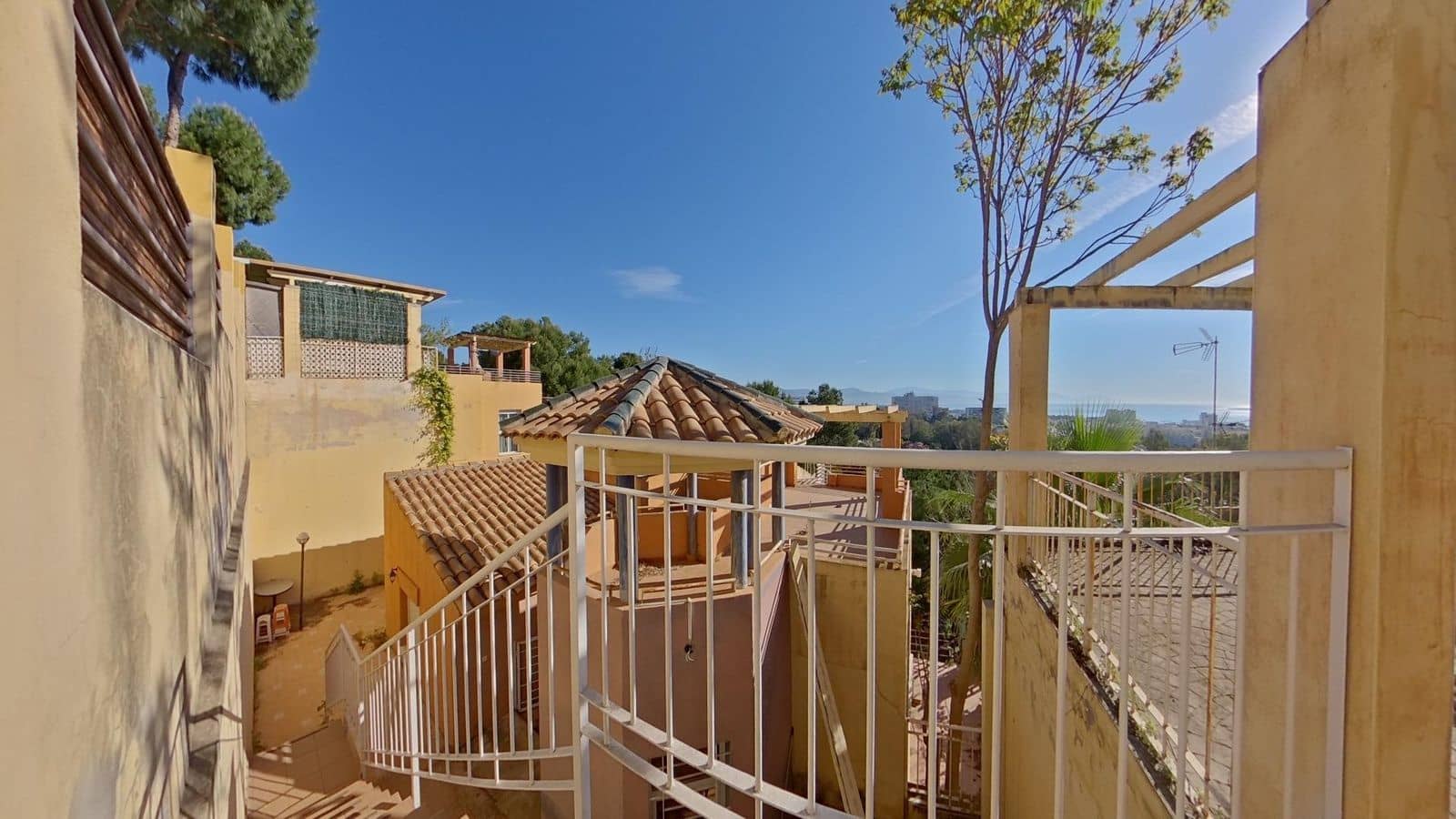 4 makuuhuone Huvila myytävänä paikassa Torremolinos - 549 000 € (Ref: 9894529)
