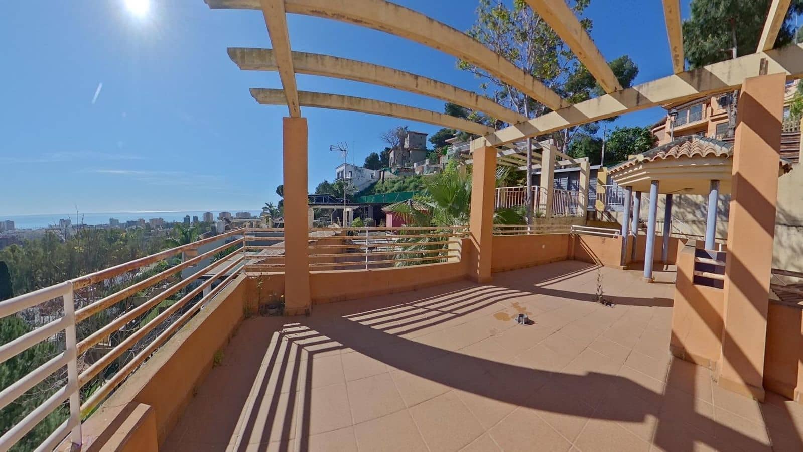 4 makuuhuone Huvila myytävänä paikassa Torremolinos - 549 000 € (Ref: 9894529)