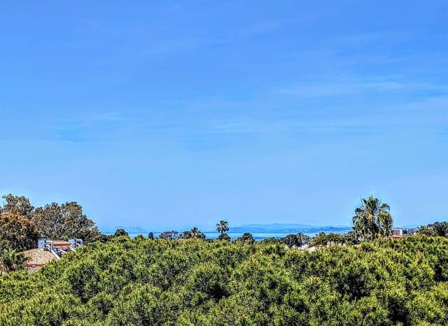 3 soverom Penthouse til salgs i El Paraiso, Estepona - € 599 000 (Ref: 9894530)