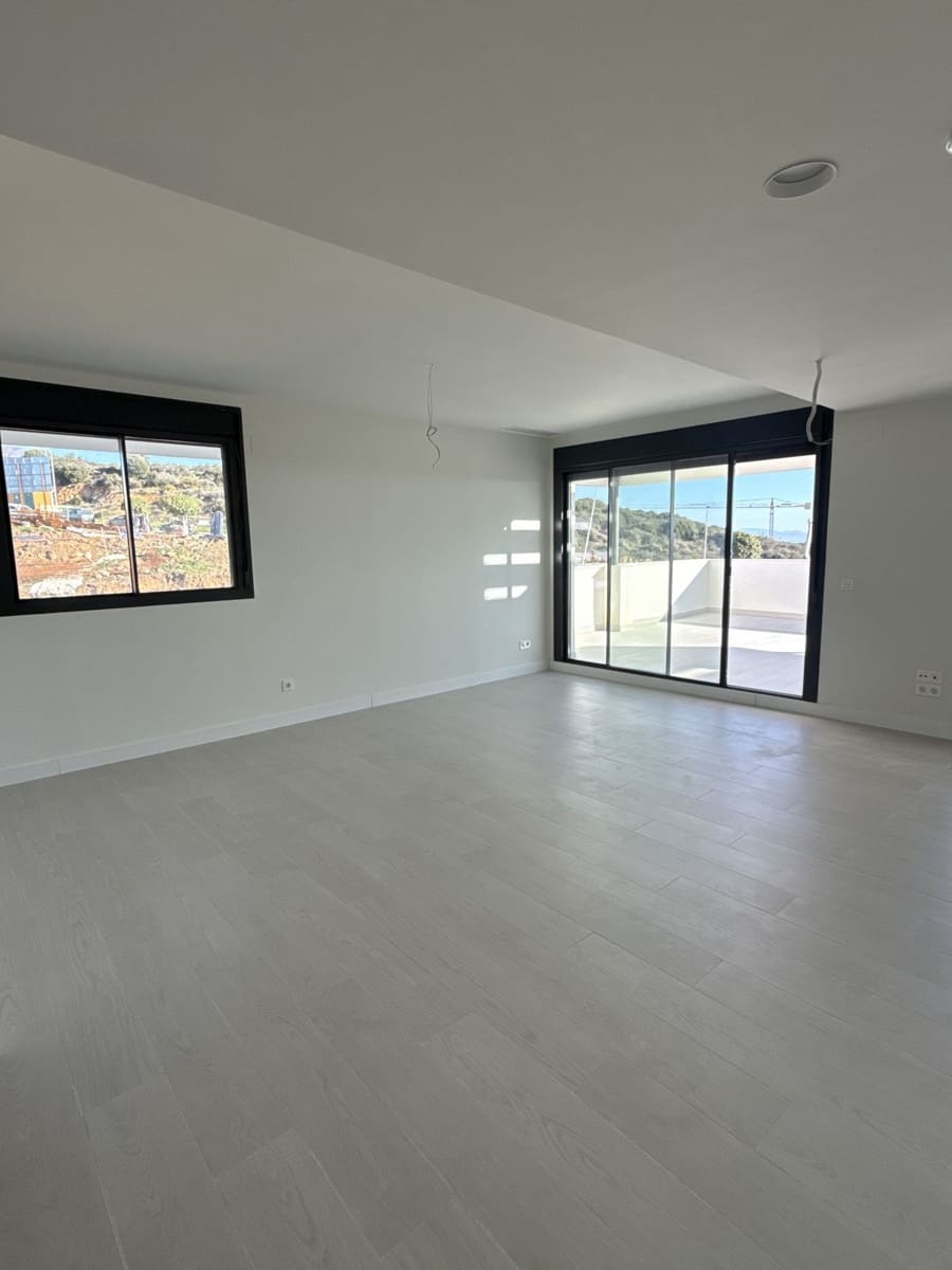 2 bedroom Penthouse for sale in Casares - € 495,000 (Ref: 9894535)