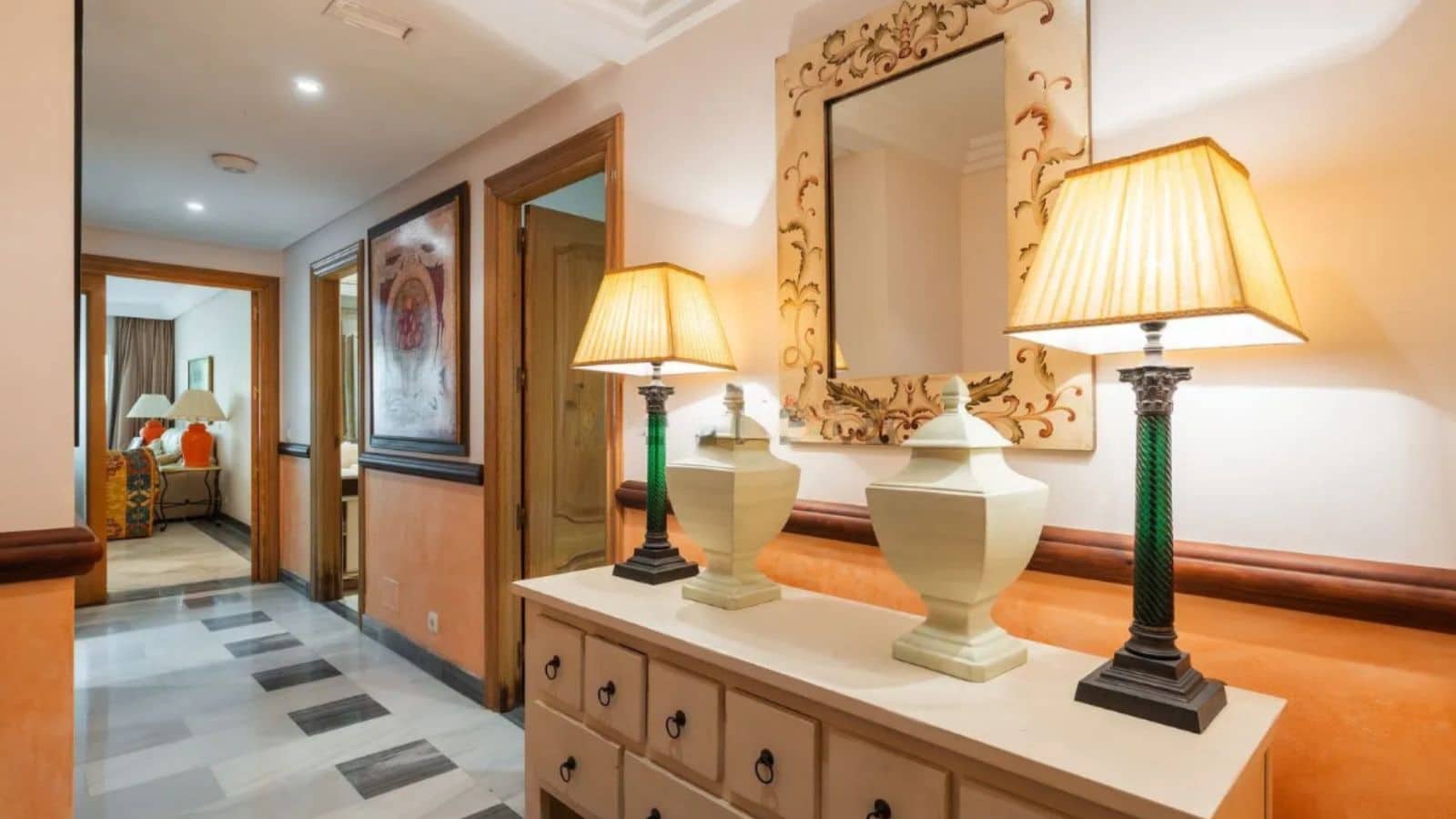 2 bedroom Apartment for sale in Marbella - € 1,020,000 (Ref: 9894536)