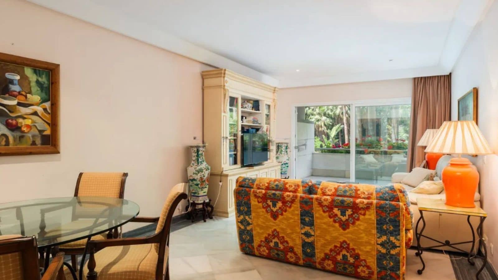 2 bedroom Apartment for sale in Marbella - € 1,020,000 (Ref: 9894536)