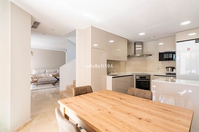 4 camera da letto Villetta Bifamiliare in vendita in Casares - 425.000 € (Rif: 9894541)