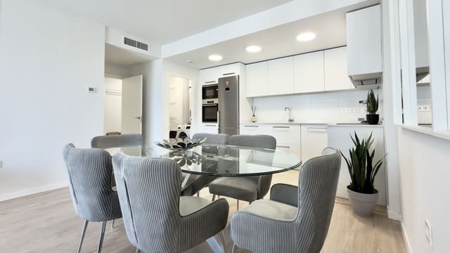 3 slaapkamer Appartement te koop in Nueva Andalucia, Marbella - € 595.000 (Ref: 9894542)