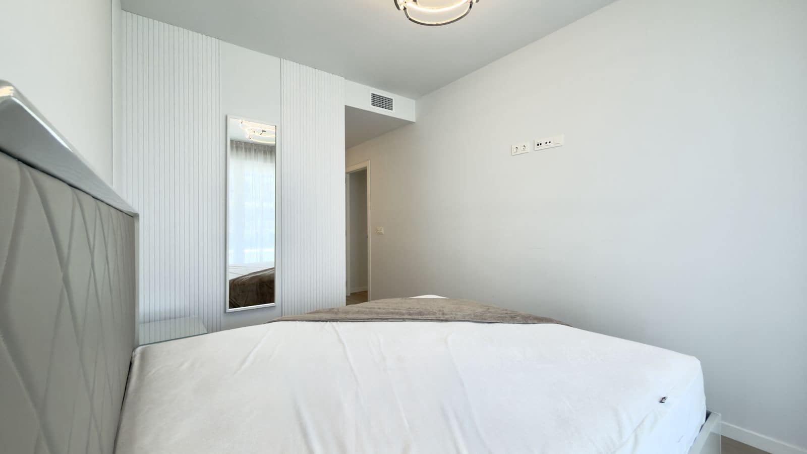 3 slaapkamer Appartement te koop in Nueva Andalucia - € 595.000 (Ref: 9894542)