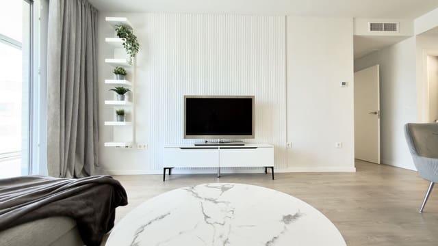 3 slaapkamer Appartement te koop in Nueva Andalucia, Marbella - € 595.000 (Ref: 9894542)