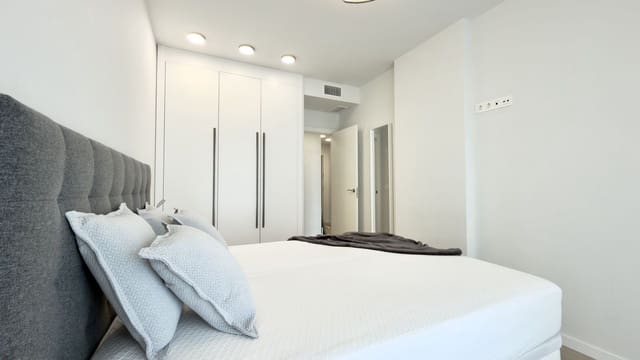 3 slaapkamer Appartement te koop in Nueva Andalucia, Marbella - € 595.000 (Ref: 9894542)
