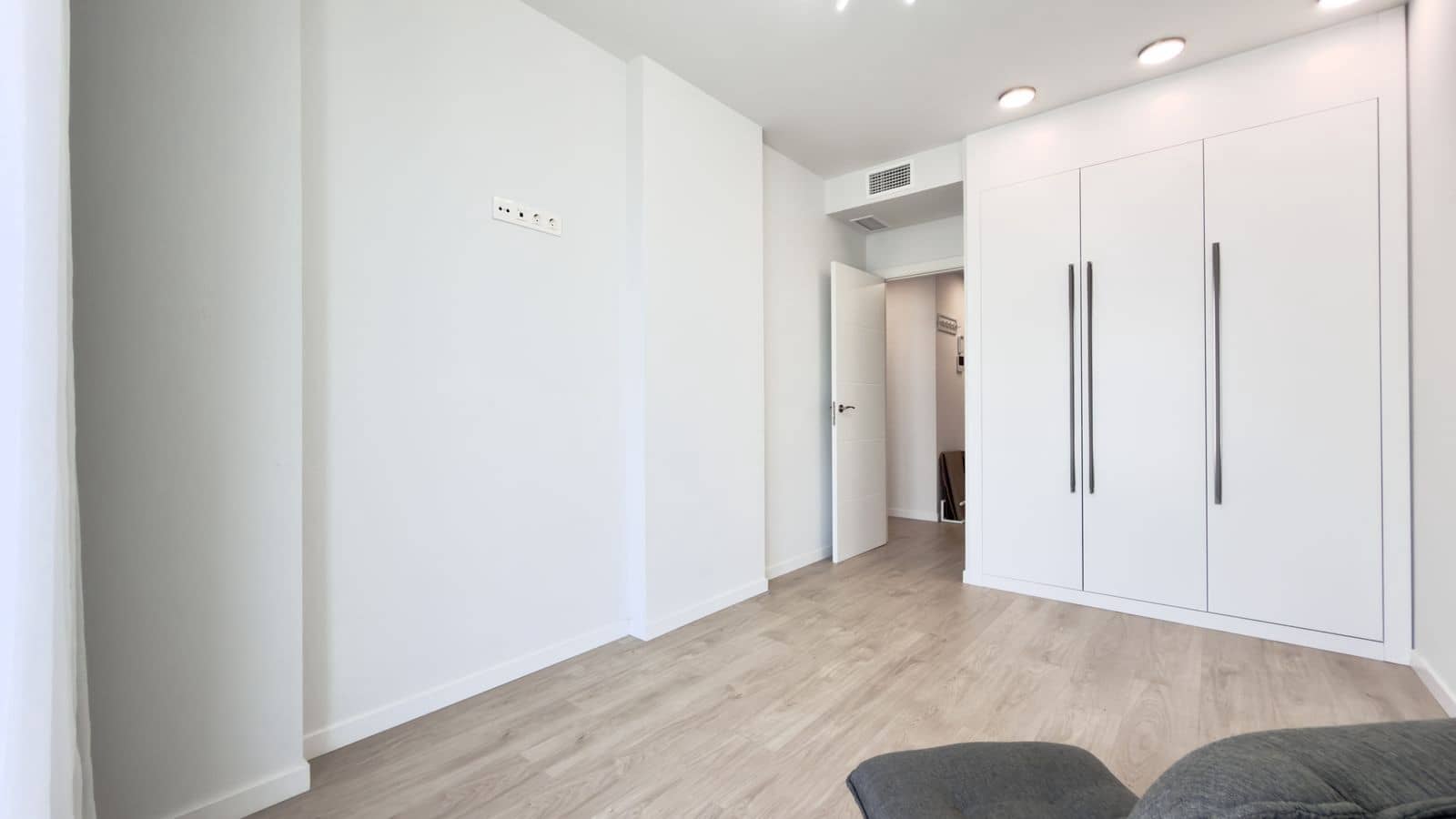 3 slaapkamer Appartement te koop in Nueva Andalucia - € 595.000 (Ref: 9894542)