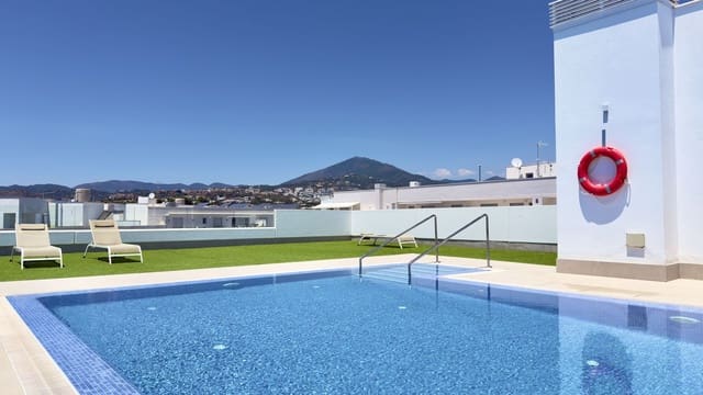 3 slaapkamer Appartement te koop in Nueva Andalucia, Marbella - € 595.000 (Ref: 9894542)