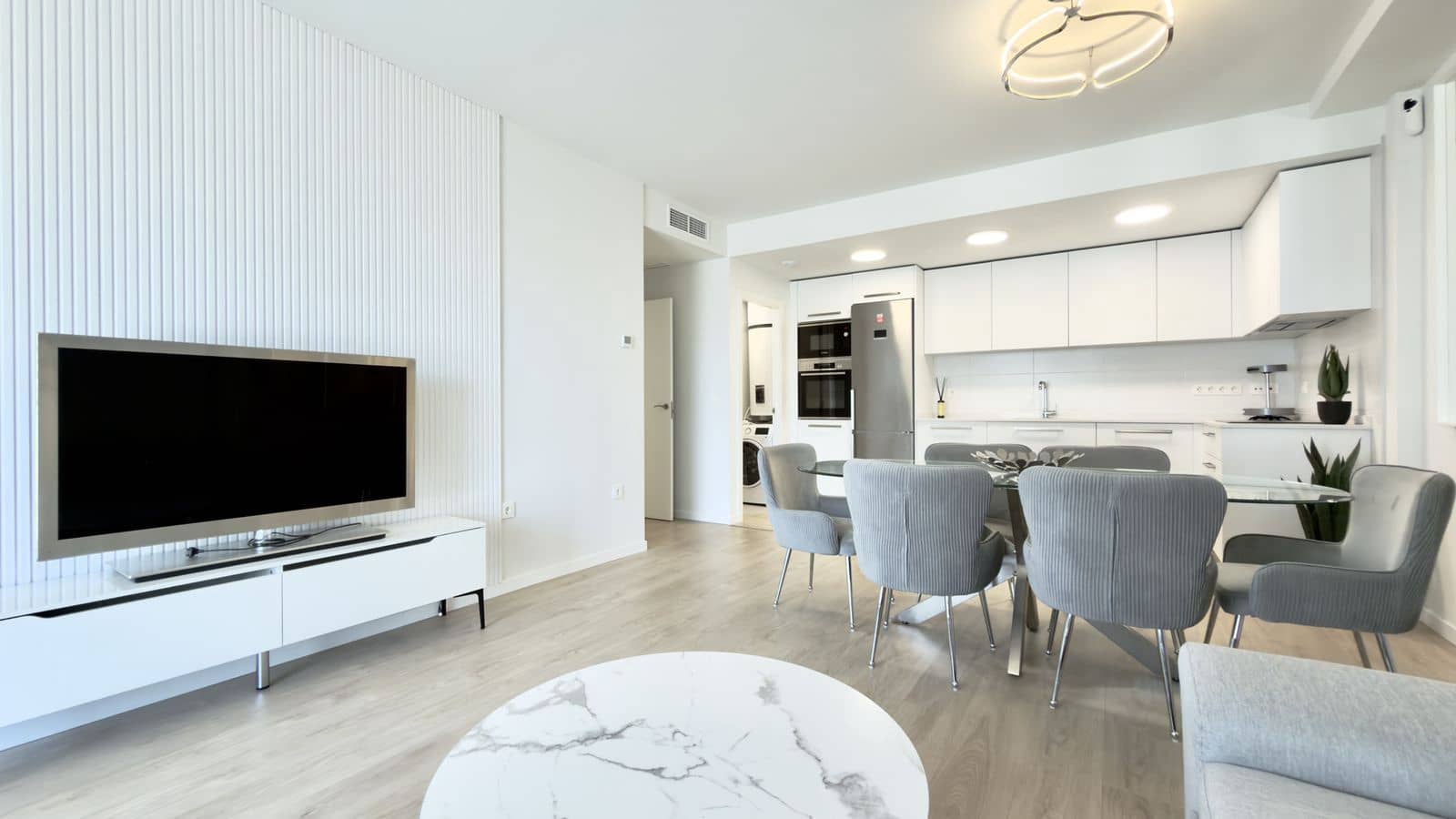 3 slaapkamer Appartement te koop in Nueva Andalucia - € 595.000 (Ref: 9894542)