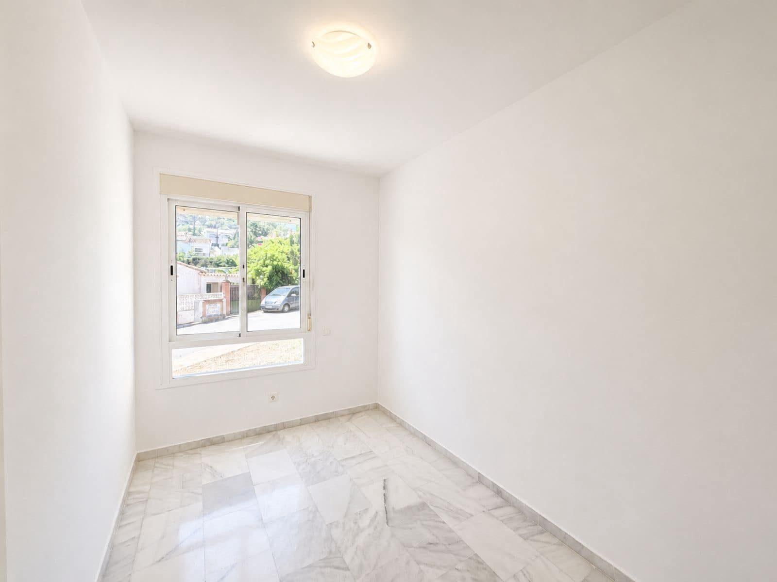 3 Zimmer Apartment zu verkaufen in Estepona - 539.000 € (Ref: 9894545)