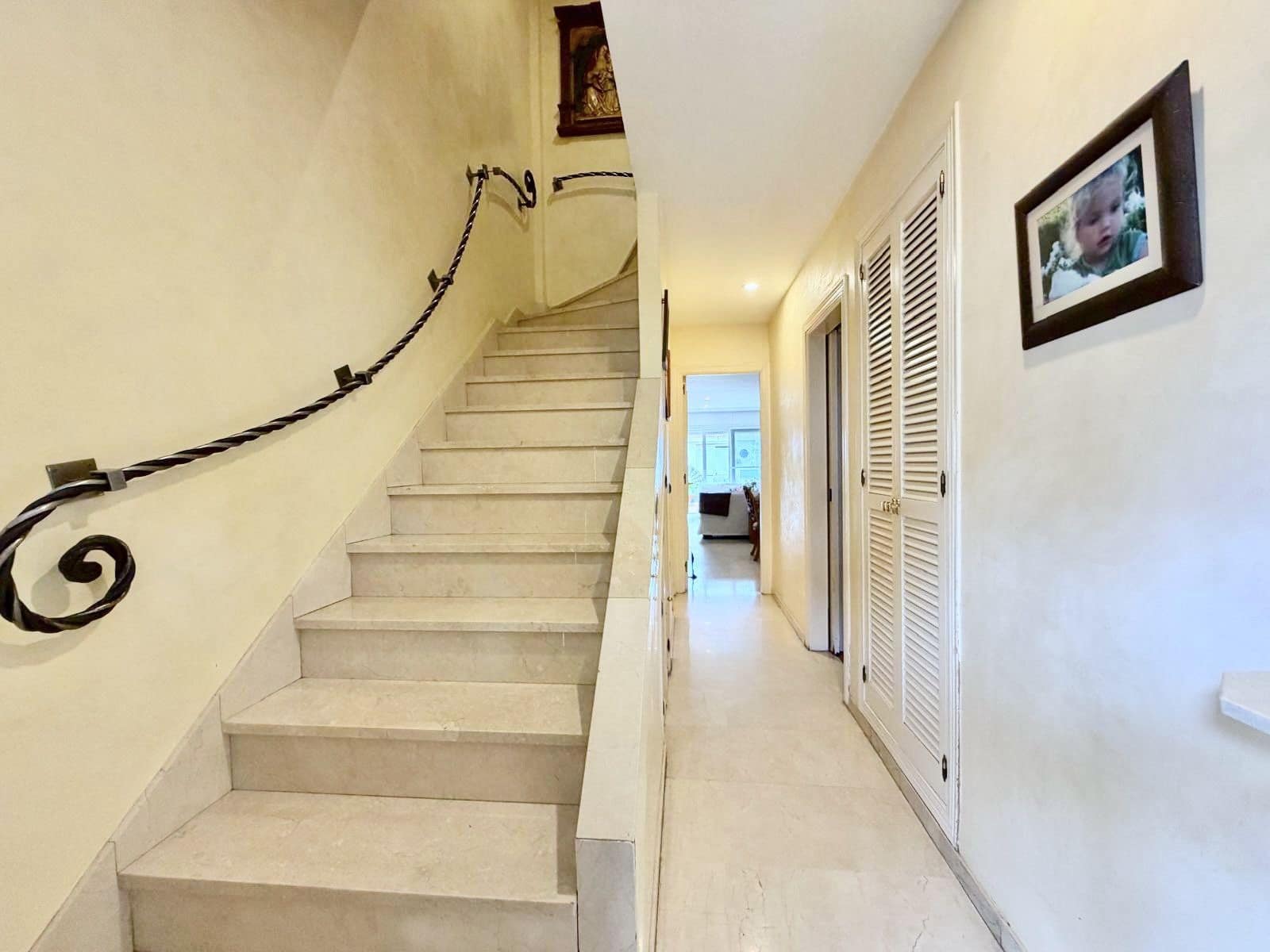 3 soverom Hus til salgs i Estepona - € 525 000 (Ref: 9894546)