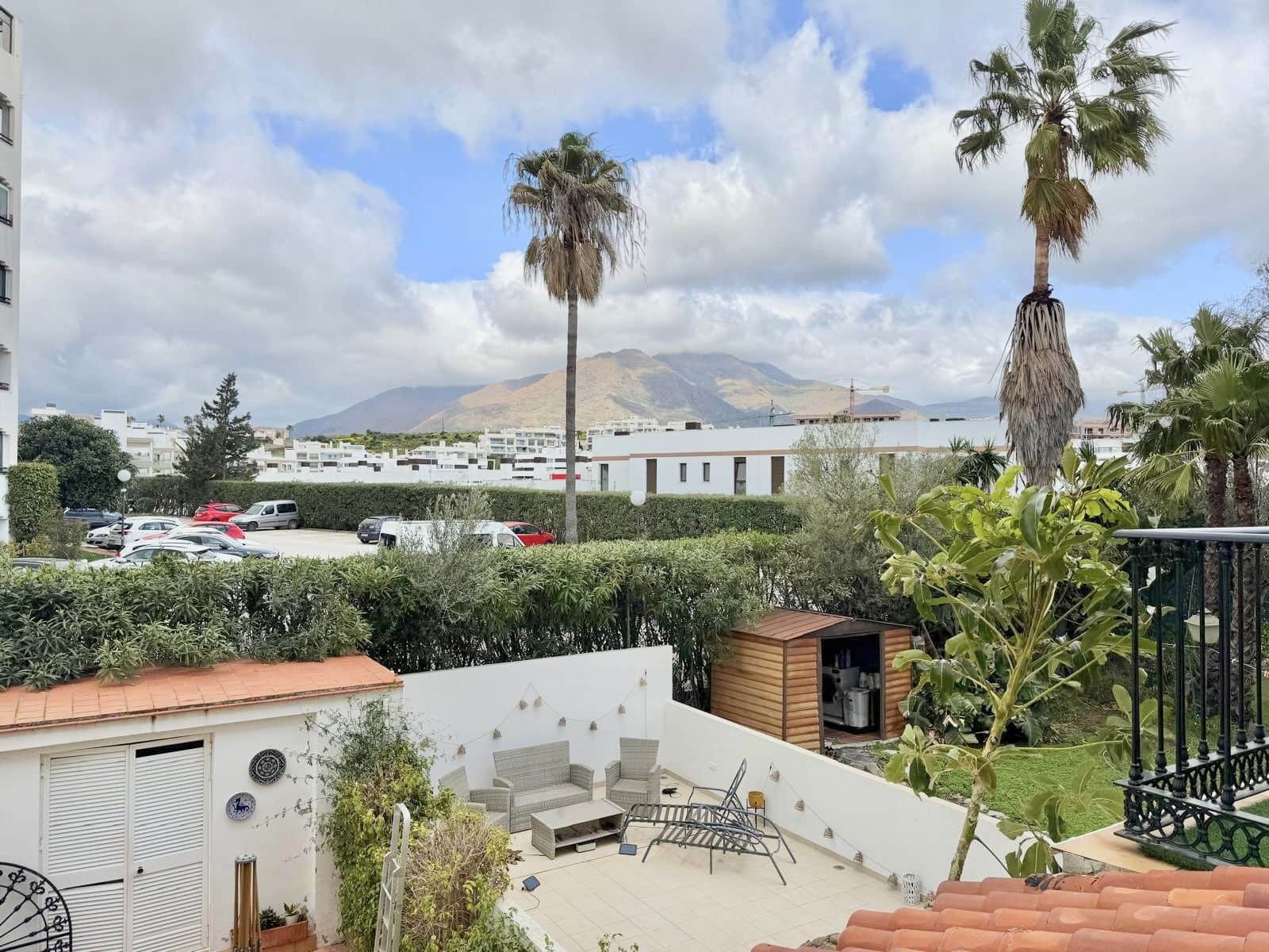 3 soverom Hus til salgs i Estepona - € 525 000 (Ref: 9894546)