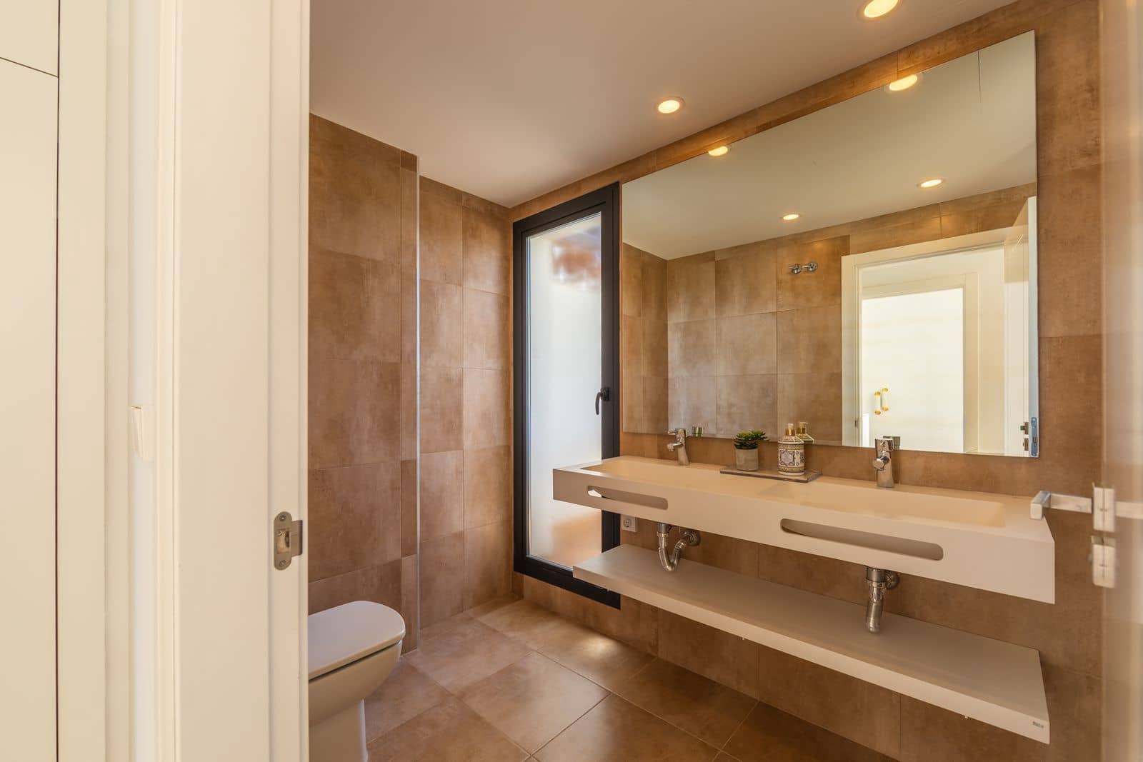 2 Zimmer Penthouse zu verkaufen in Estepona - 480.000 € (Ref: 9894547)