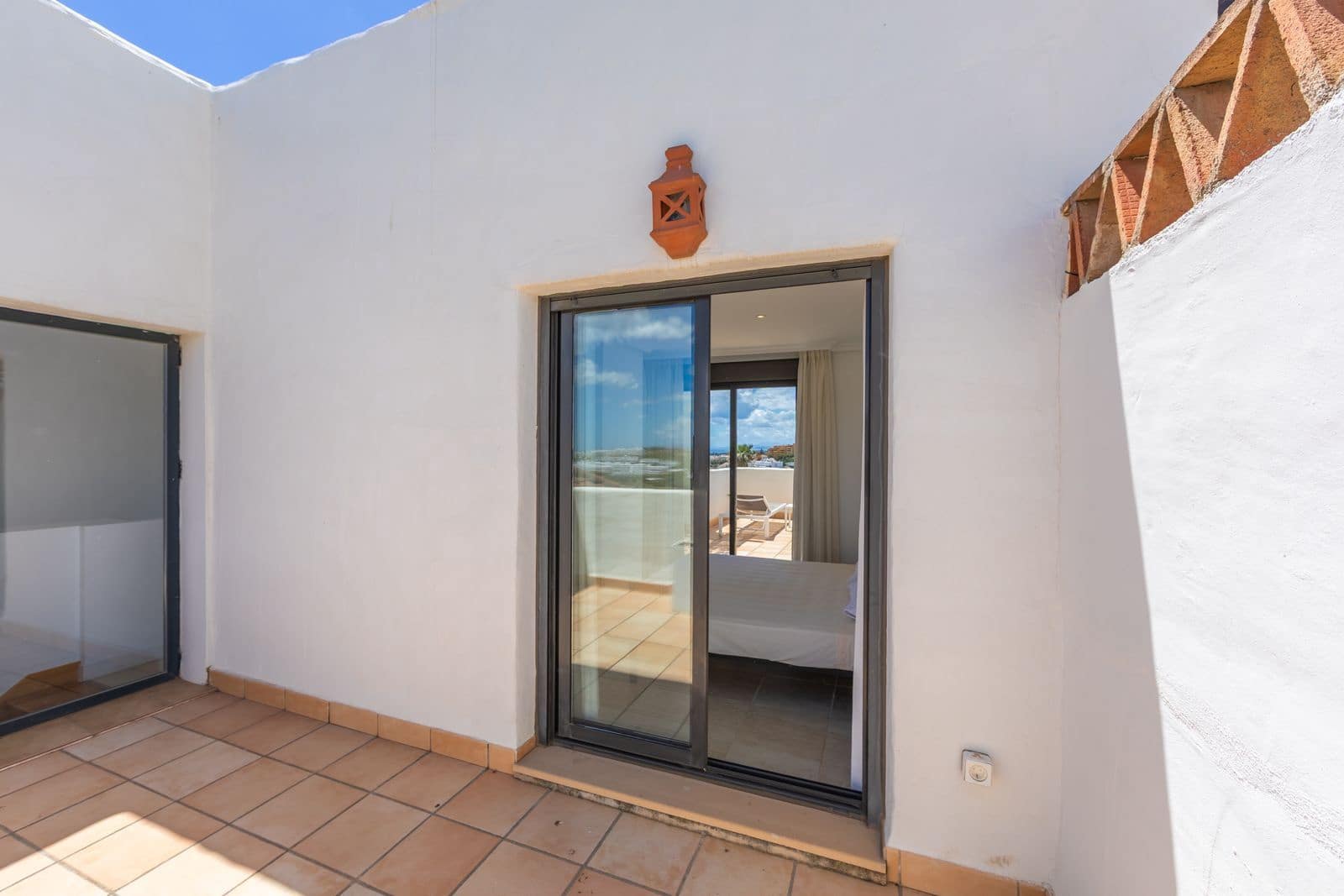 2 Zimmer Penthouse zu verkaufen in Estepona - 480.000 € (Ref: 9894547)