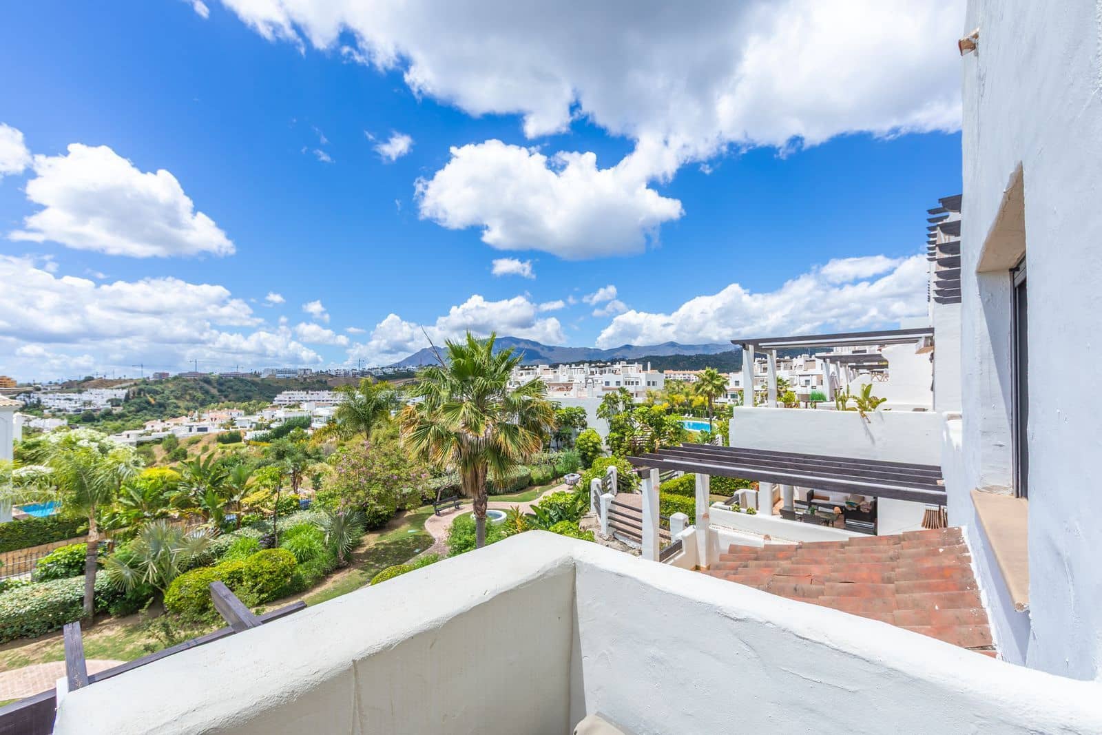 2 Zimmer Penthouse zu verkaufen in Estepona - 480.000 € (Ref: 9894547)