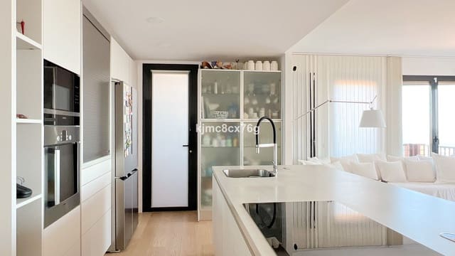 4 soveværelse Lejlighed til salg i Calahonda, Mijas - € 840.000 (Ref: 9894550)