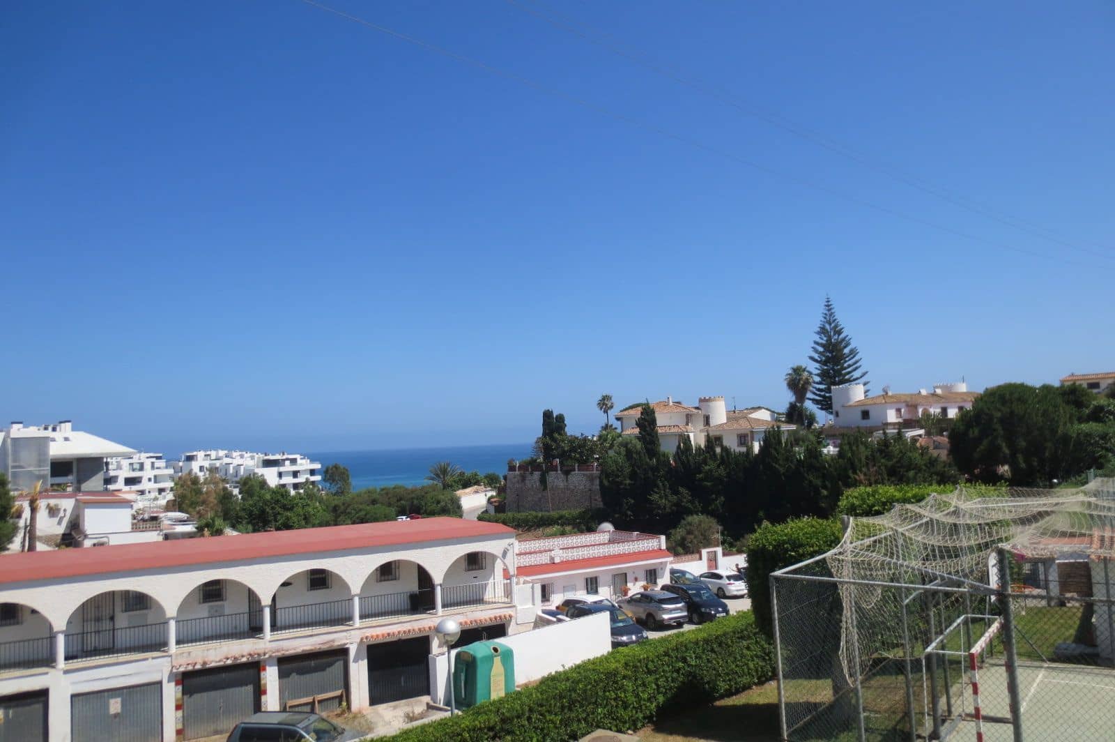 3 bedroom Semi-detached Villa for sale in Mijas Costa - € 359,000 (Ref: 9894557)