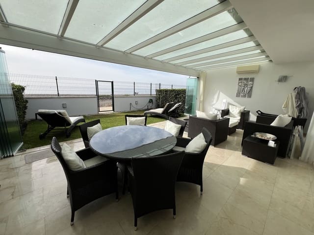 2 soverom Hus til salgs i Estepona - € 750 000 (Ref: 9894559)