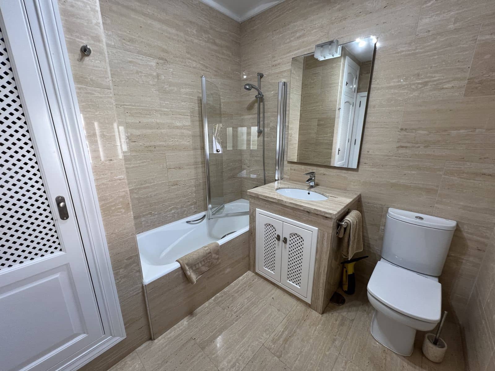 2 soverom Hus til salgs i Estepona - € 750 000 (Ref: 9894559)