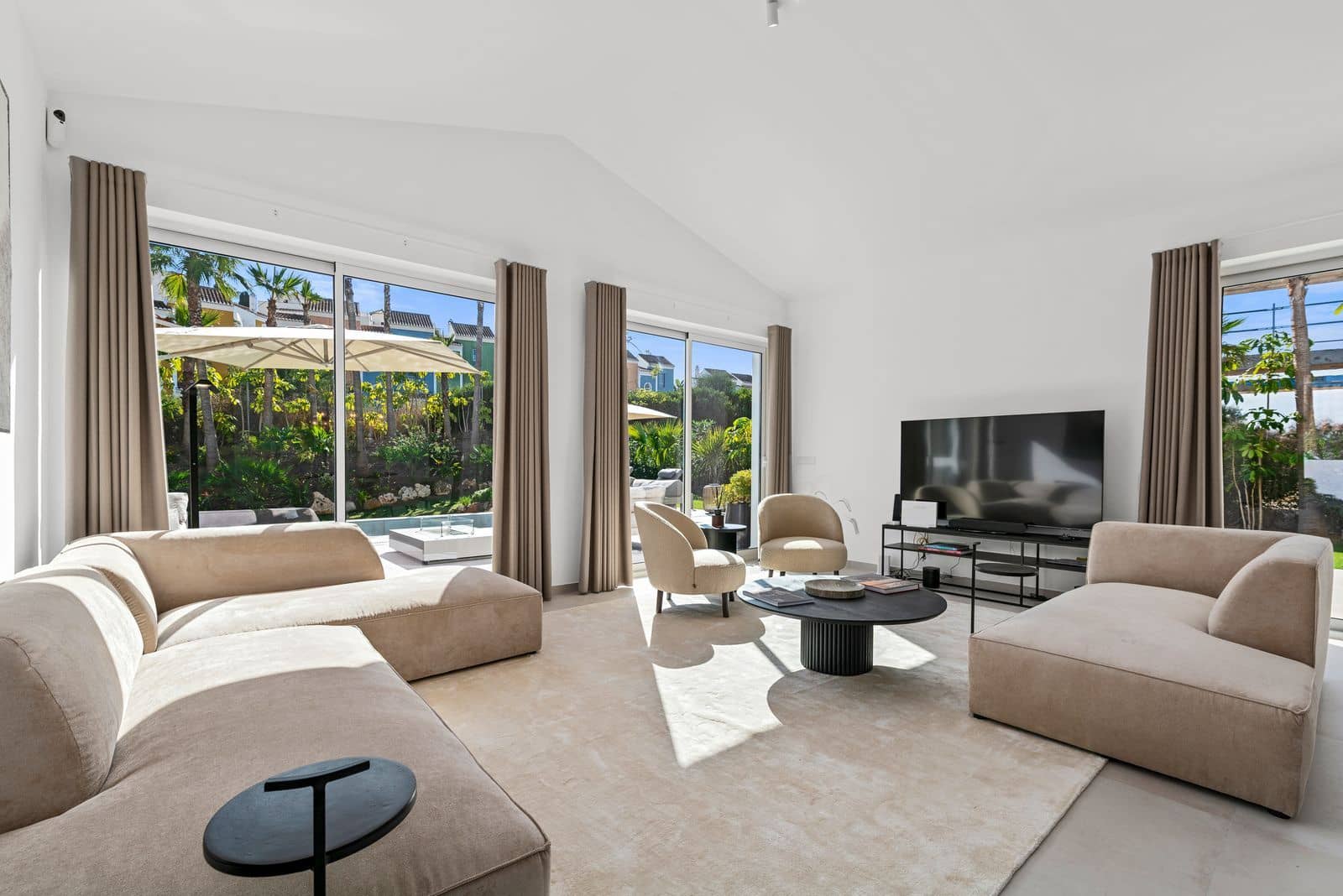4 soveværelse Villa til salg i Bahia de Casares - € 1.489.000 (Ref: 9894562)