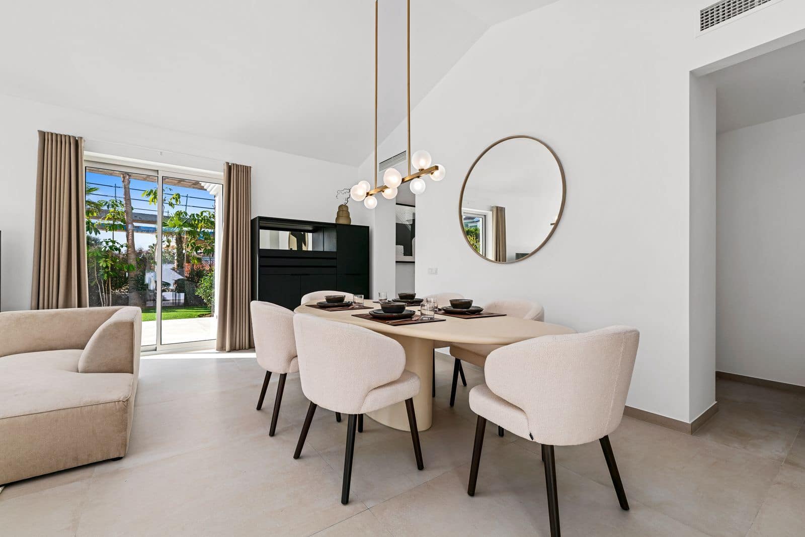 4 soveværelse Villa til salg i Bahia de Casares - € 1.489.000 (Ref: 9894562)