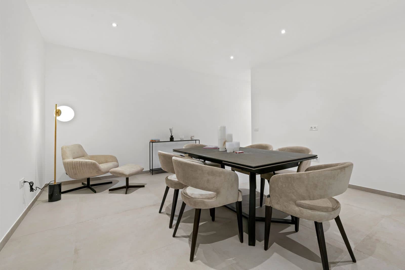4 soveværelse Villa til salg i Bahia de Casares - € 1.489.000 (Ref: 9894562)