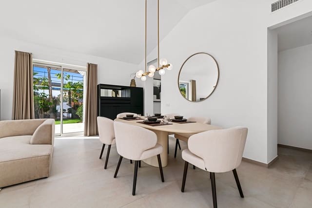 4 soveværelse Villa til salg i Bahia de Casares, Casares - € 1.489.000 (Ref: 9894562)