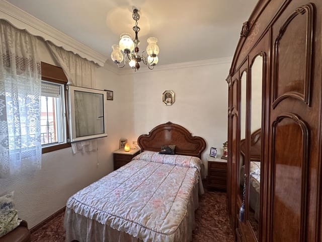 3 chambre Villa/Maison Semi-Mitoyenne à vendre à Malaga ville - 380 000 € (Ref: 9894565)