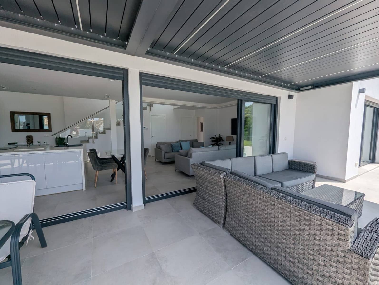 3 bedroom Villa for sale in Artola - € 1,900,000 (Ref: 9894566)