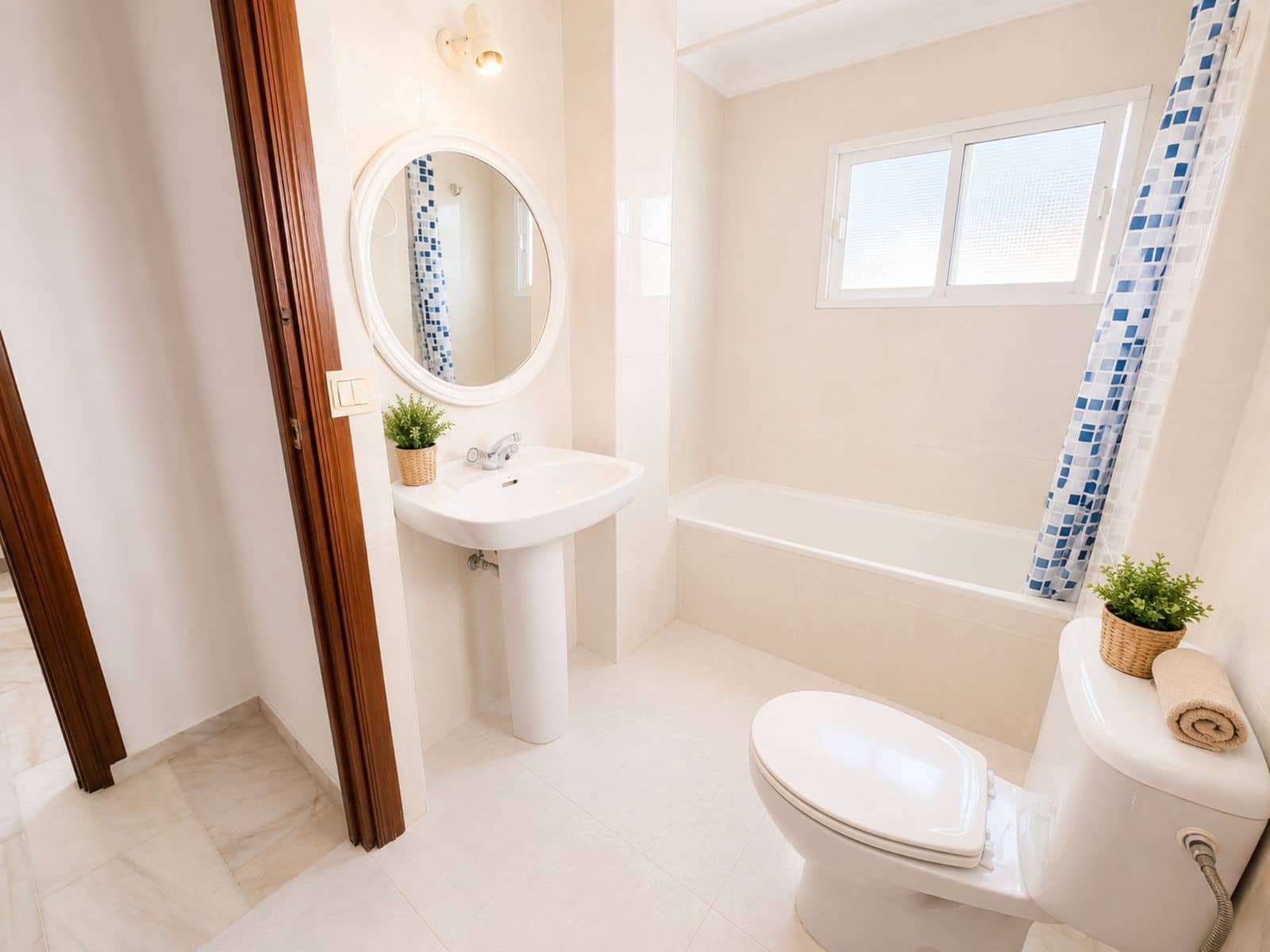 3 bedroom Villa for sale in Casares - € 280,000 (Ref: 9894567)