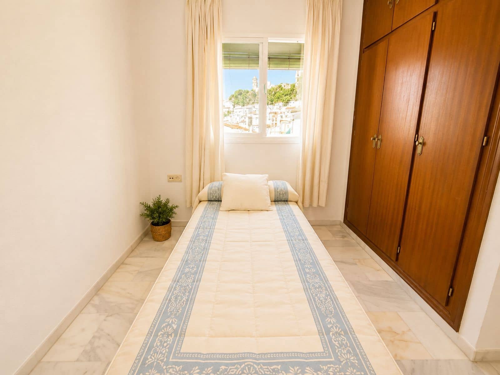 3 bedroom Villa for sale in Casares - € 280,000 (Ref: 9894567)