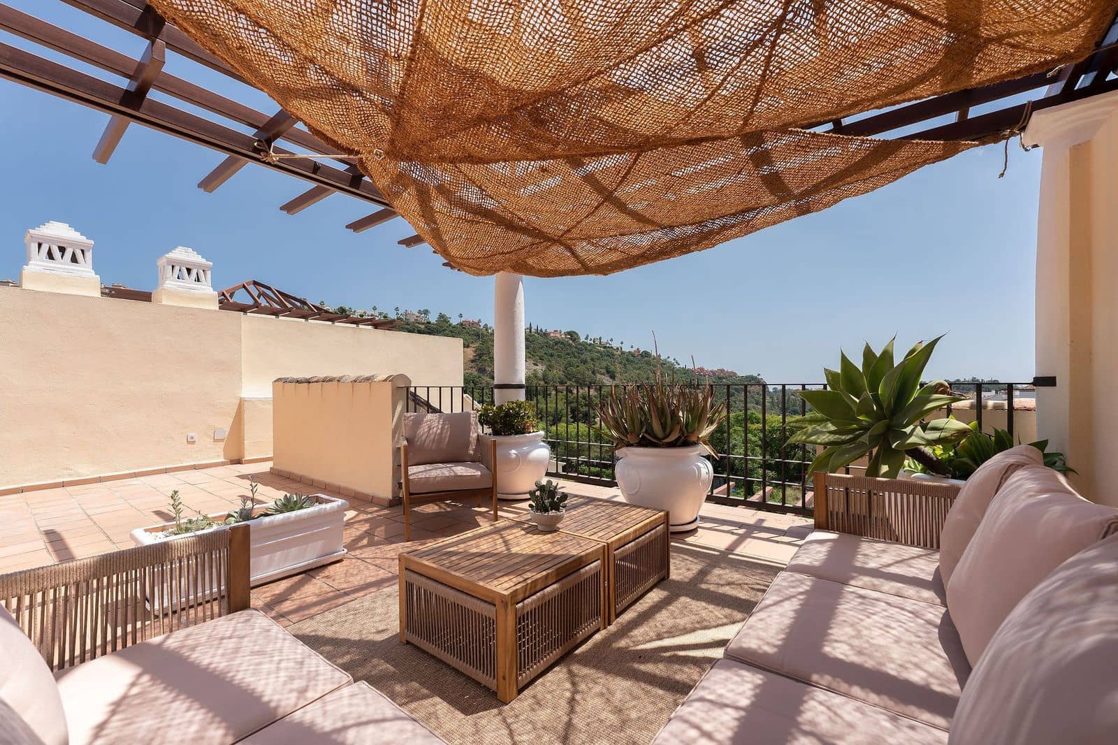 Ático de 3 habitaciones en Los Arqueros en venta - 699.000 € (Ref: 9894568)