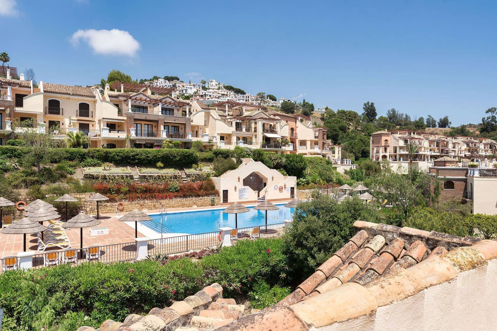 Ático de 3 habitaciones en Los Arqueros en venta - 699.000 € (Ref: 9894568)