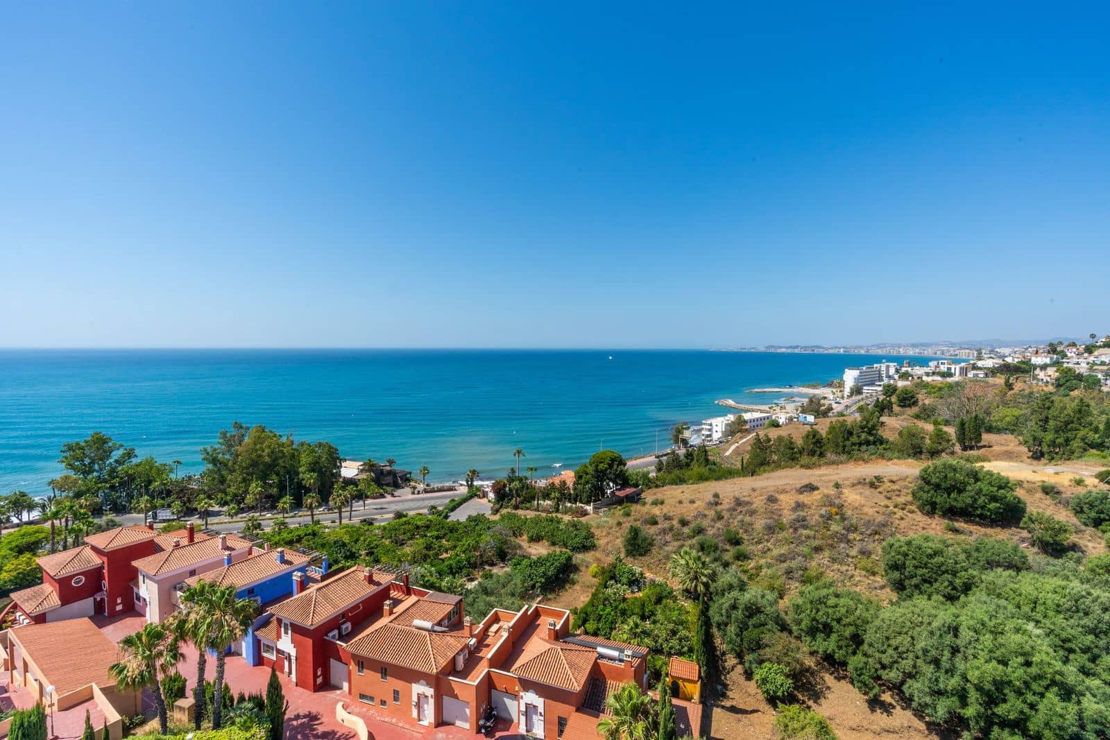 3 bedroom Apartment for sale in Torrequebrada - € 1,169,000 (Ref: 9894569)