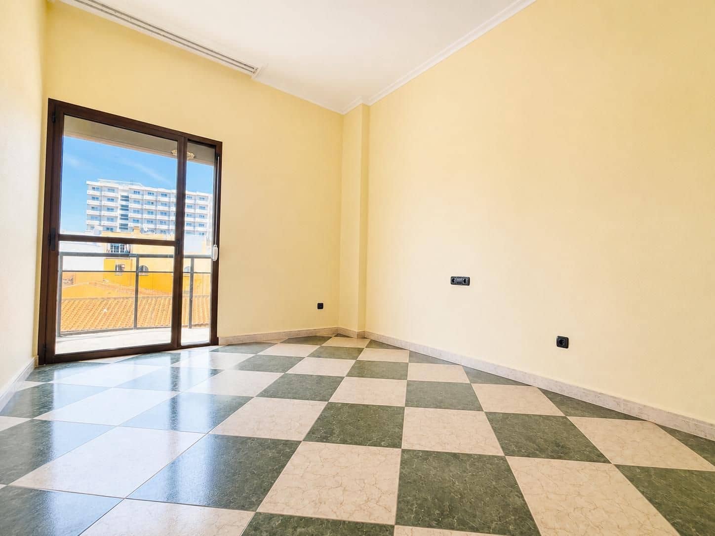 4 chambre Appartement à vendre à Torremolinos - 950 000 € (Ref: 9894570)