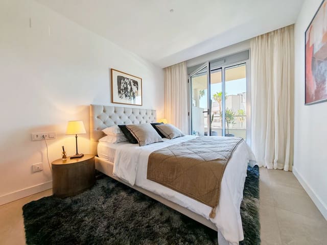 Apartamento de 2 habitaciones en La Cala Golf, Mijas en venta - 396.000 € (Ref: 9894571)