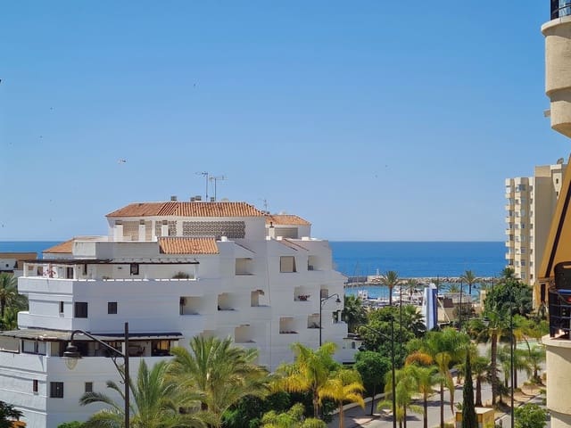 2 bedroom Apartment for sale in Estepona - € 375,000 (Ref: 9894572)