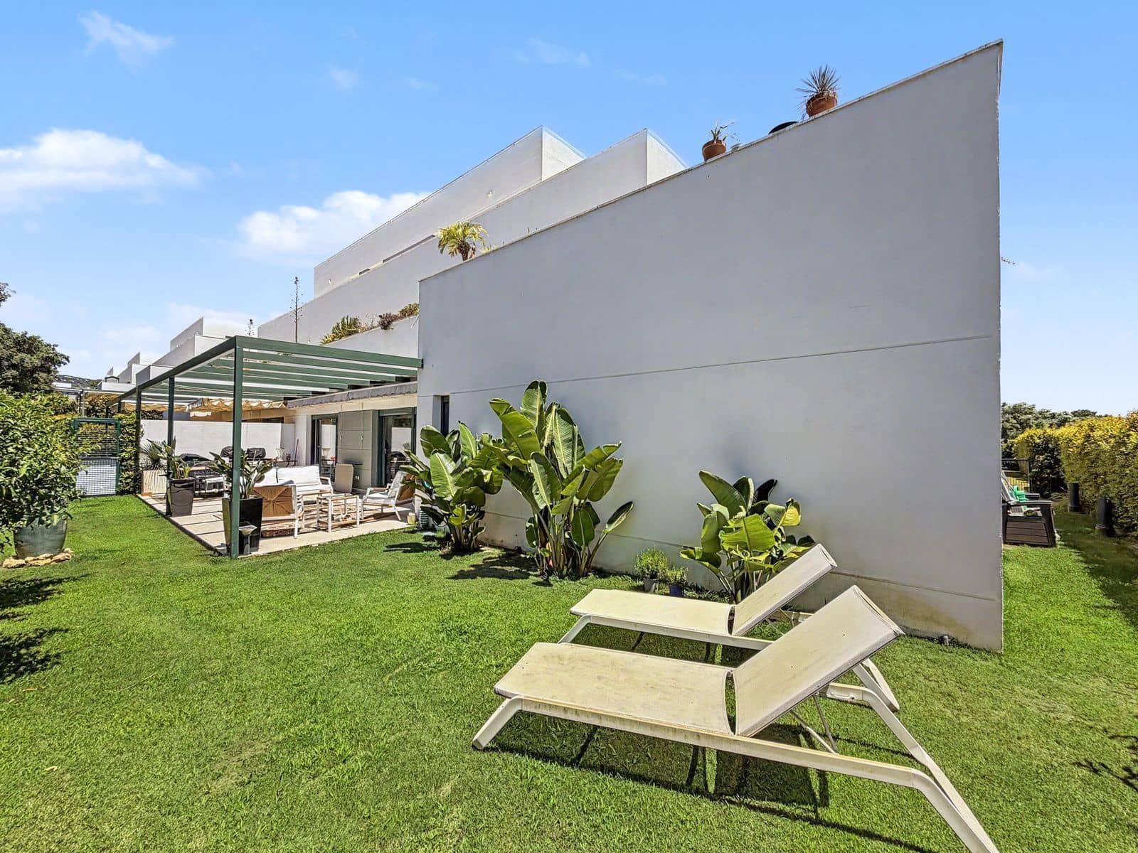 Apartamento de 3 habitaciones en Sotogrande en venta - 880.000 € (Ref: 9894573)