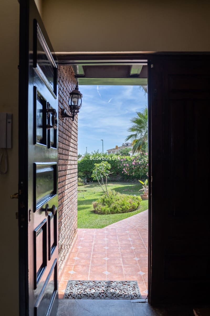 6 sypialnia Dom na sprzedaż w Miasto Malaga - 1 395 000 € (Ref: 9894577)
