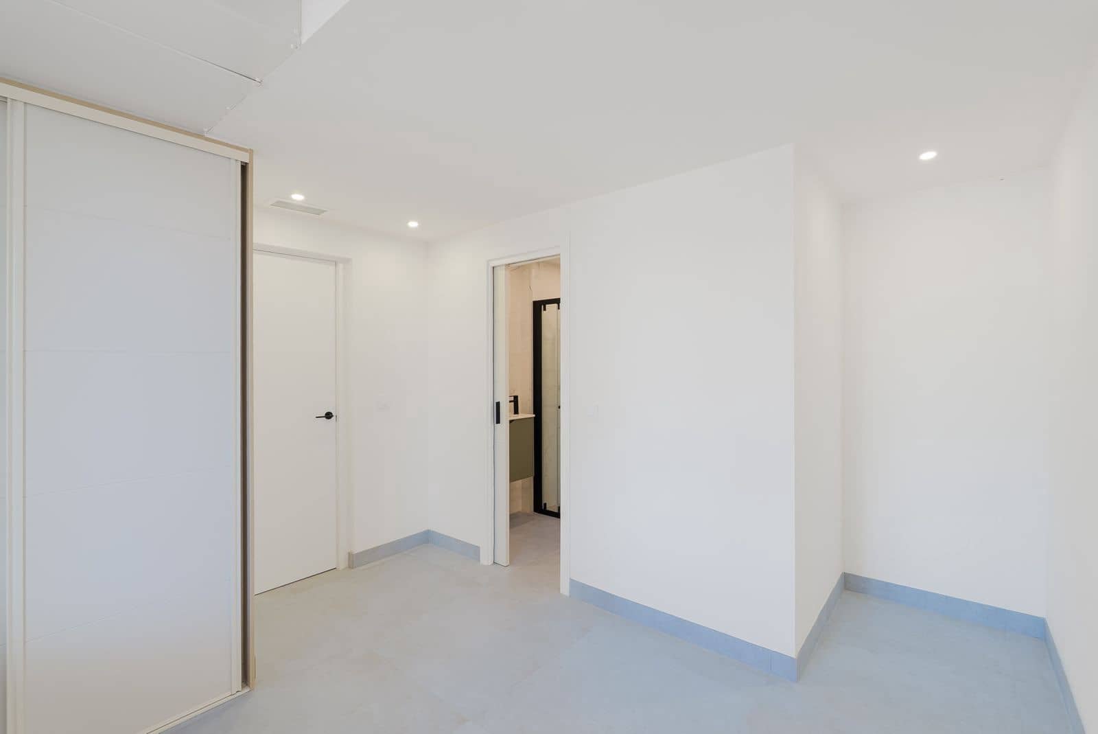 3 sovrum Lägenhet till salu i Nueva Andalucia - 895 000 € (Ref: 9894580)
