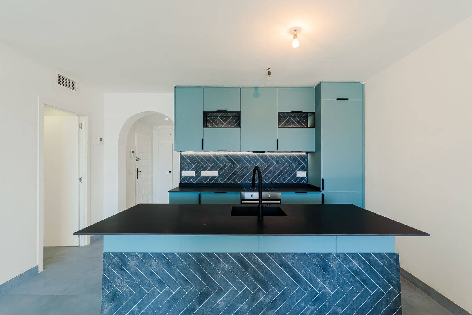3 sovrum Lägenhet till salu i Nueva Andalucia - 895 000 € (Ref: 9894580)