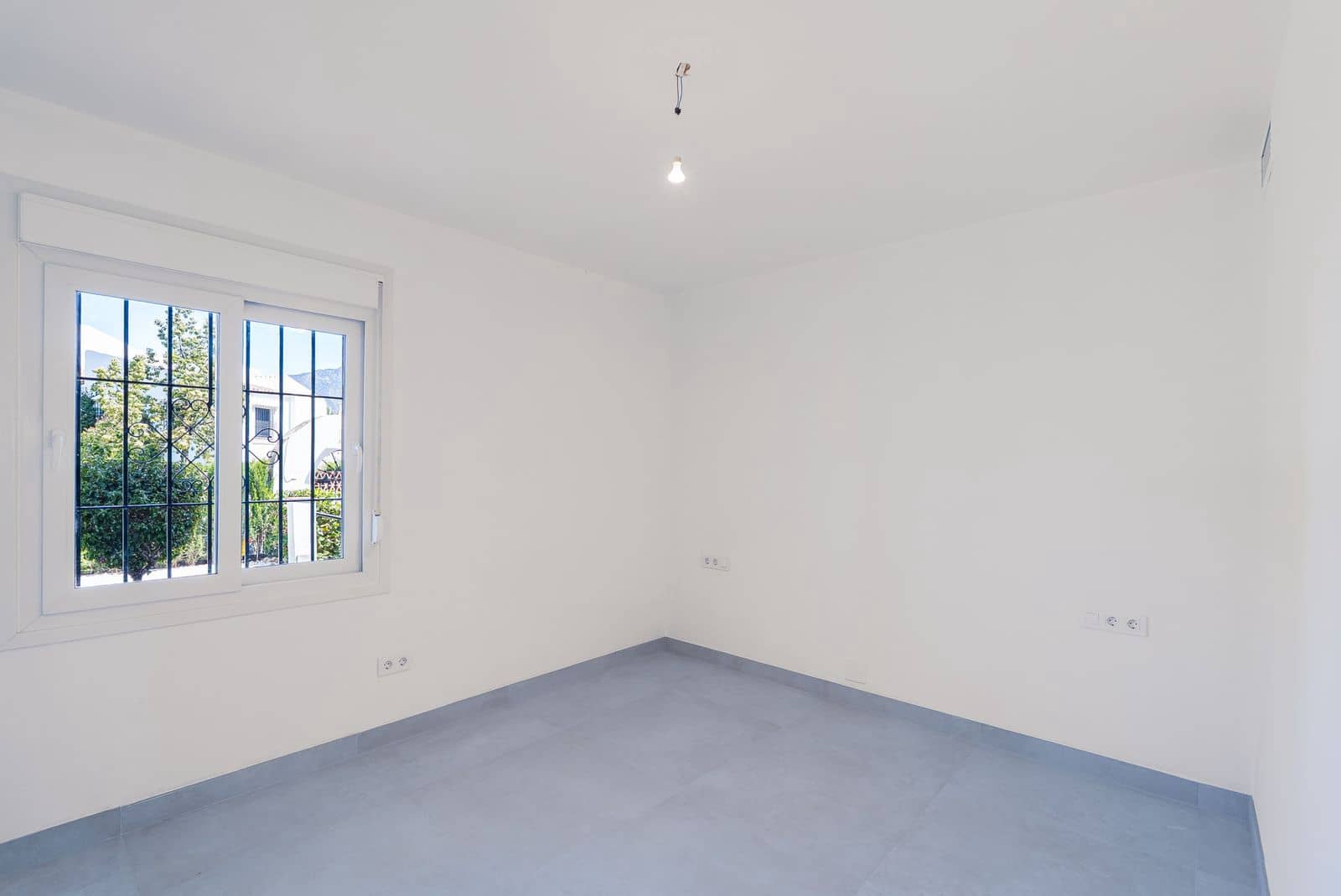 3 sovrum Lägenhet till salu i Nueva Andalucia - 895 000 € (Ref: 9894580)