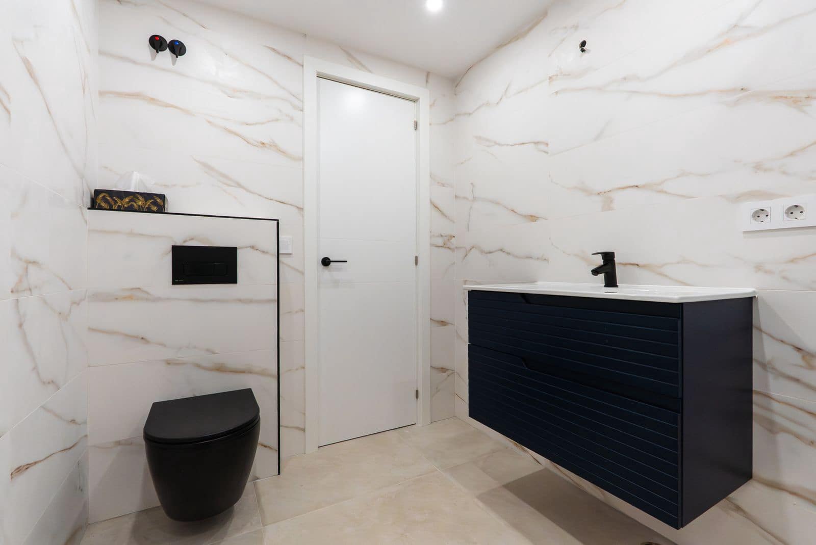 3 sovrum Lägenhet till salu i Nueva Andalucia - 895 000 € (Ref: 9894580)